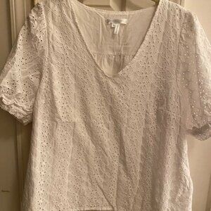 White Eyelet Puff-Sleeve White Top
